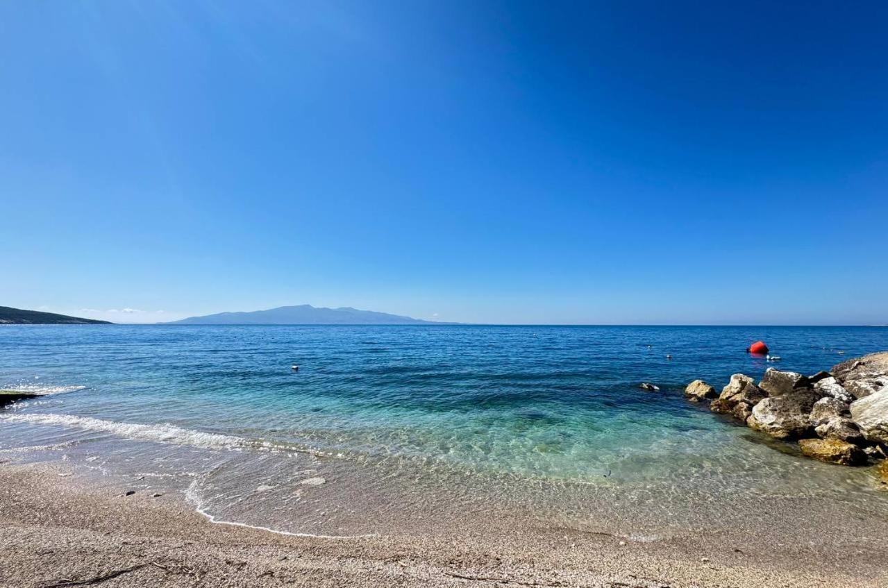 4 Seasons Sea View Apartment Sarandë Esterno foto