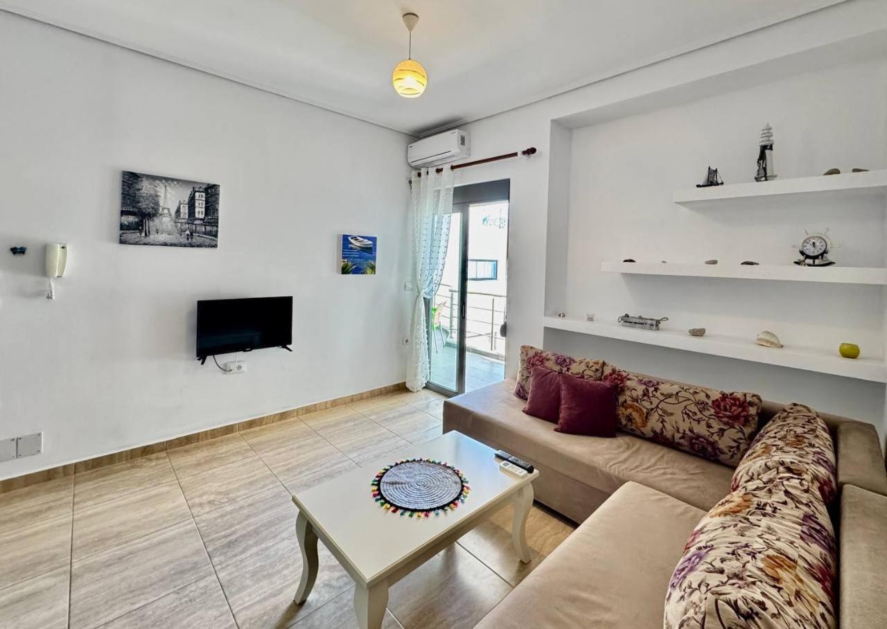 4 Seasons Sea View Apartment Sarandë Esterno foto