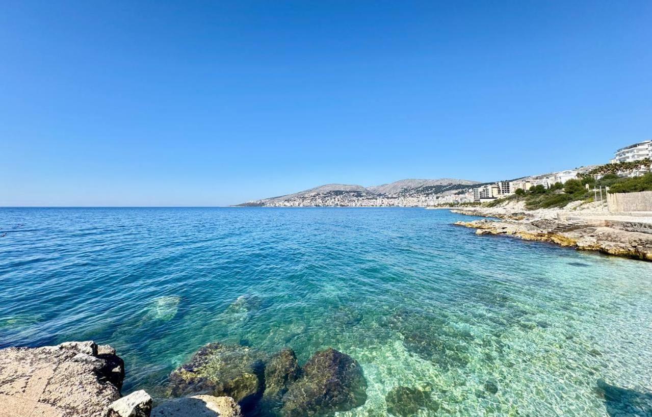4 Seasons Sea View Apartment Sarandë Esterno foto
